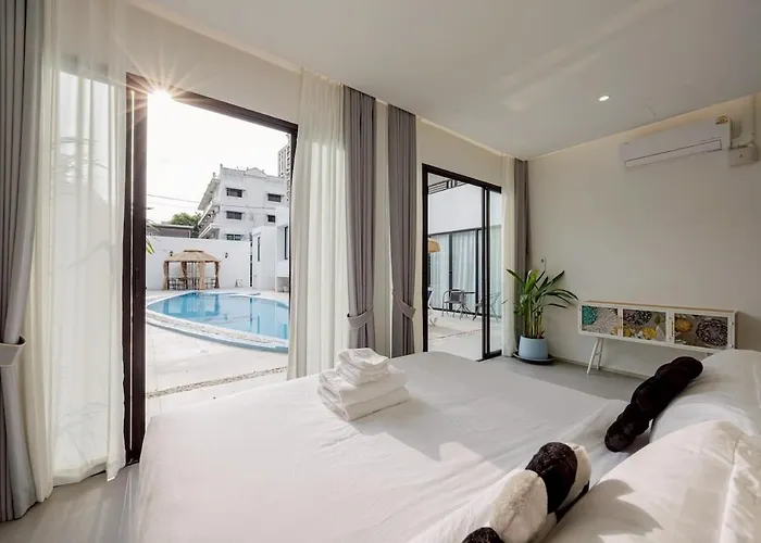 Villa Sukhumvit Stella Sa1 *