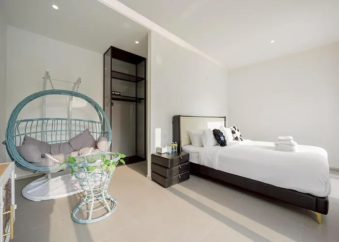 Sukhumvit Stella Sa1 Villa